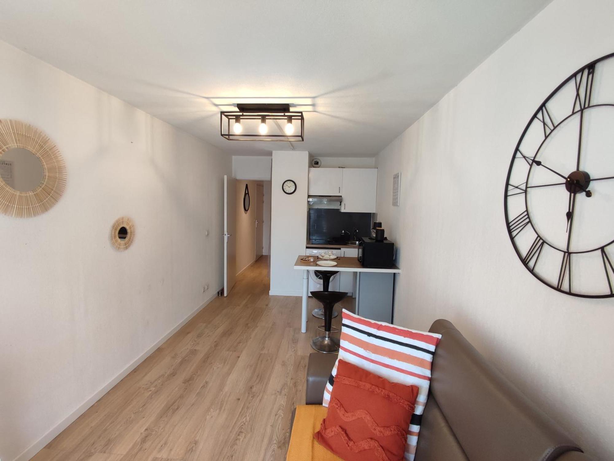 Appartement Climatise Tout Equipe A 6Min De La Gare St Charles Marseille Eksteriør billede